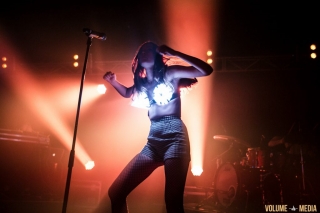 Confidence Man