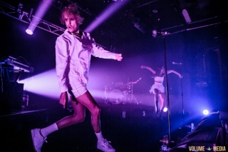 Confidence Man
